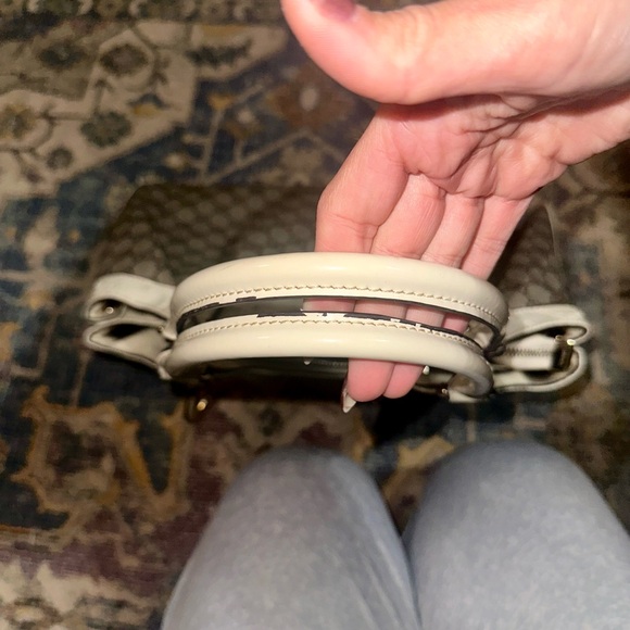 Authentic Gucci Tote Bag! - Picture 11 of 15